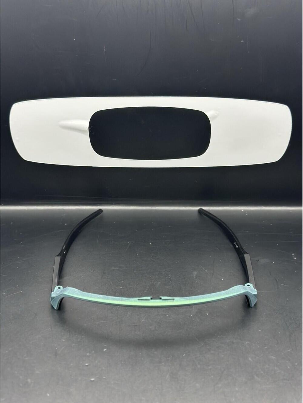 Oakley Sutro Lite Matte Green/Silver Colorshift/Black Ink Frame(No Icons)